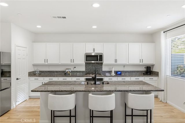 39490 Verbena, Temecula, CA 92591