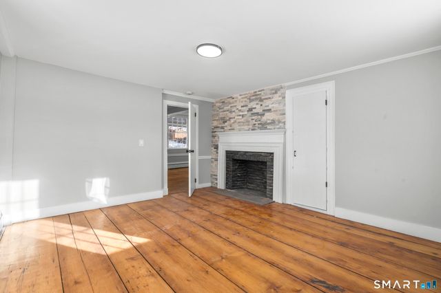 712 Main Street, Glastonbury, CT 06073
