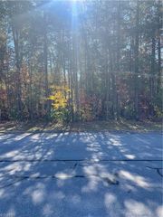 000 Ashcroft Drive, Reidsville, NC 27320