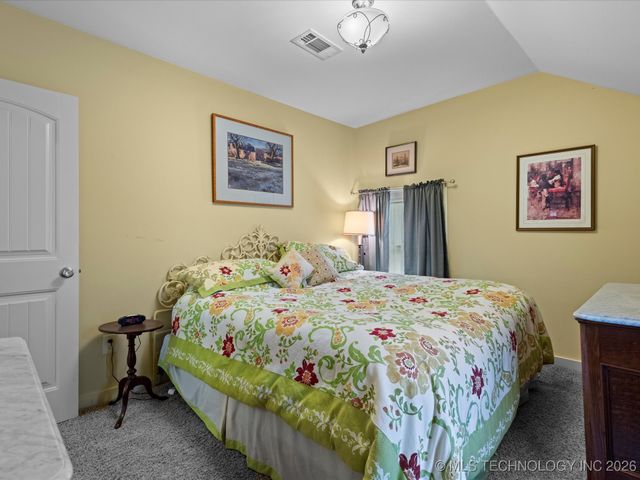 535 E 14th Street, Bartlesville, OK 74003