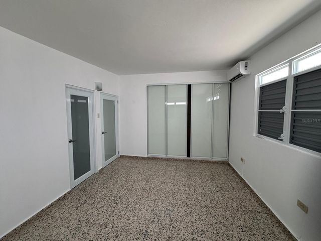 2 KM 17.6 PR 162, Barranquitas, PR 00794