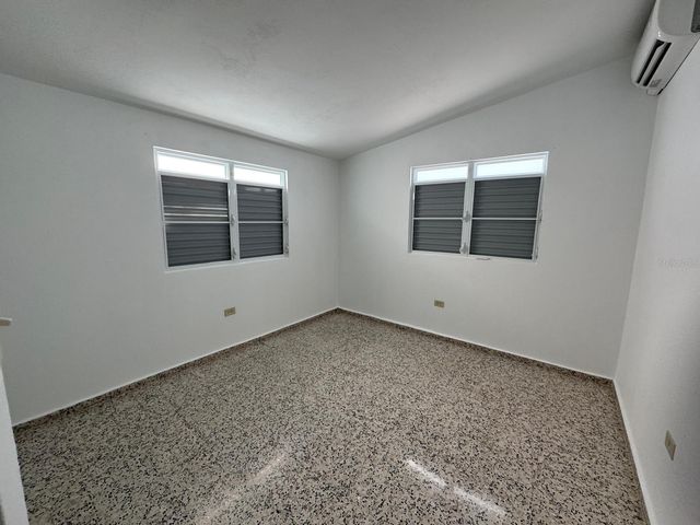 2 KM 17.6 PR 162, Barranquitas, PR 00794