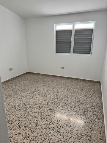 2 KM 17.6 PR 162, Barranquitas, PR 00794