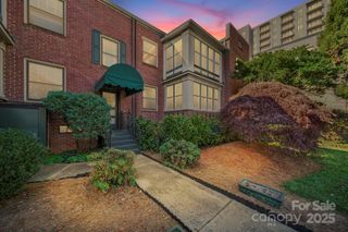 811 E Morehead Street 3, Charlotte, NC 28202