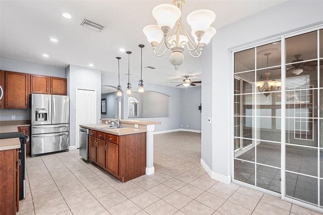 18037 LAKE REFLECTIONS BOULEVARD, Lutz, FL 33558