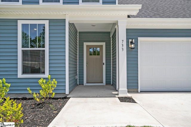 733 Old Magnolia Lane, Woodruff, SC 29388