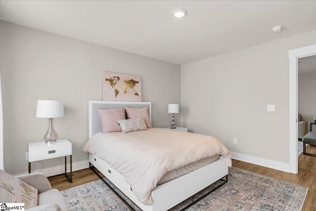 733 Old Magnolia Lane, Woodruff, SC 29388