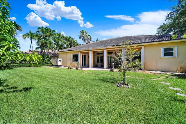 9563 SW 123rd Ter, Miami, FL 33176