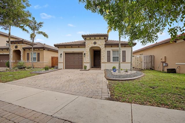 2316 NE 3rd Ct, Homestead, FL 33033