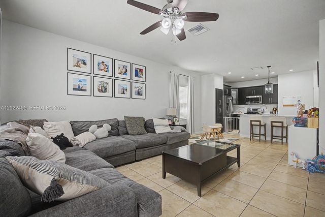 2316 NE 3rd Ct, Homestead, FL 33033