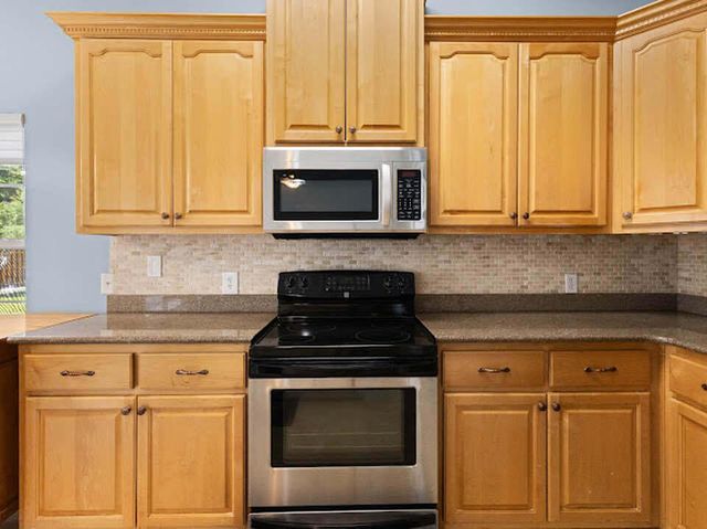 3720 Bay Tree Road, Lynn Haven, FL 32444