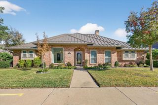 7009 Lake Louise Drive, Arlington, TX 76016