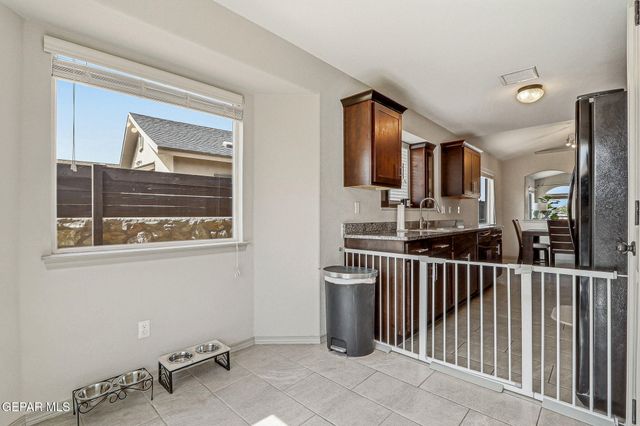4964 JENNIFER CLAIRE Lane, El Paso, TX 79938
