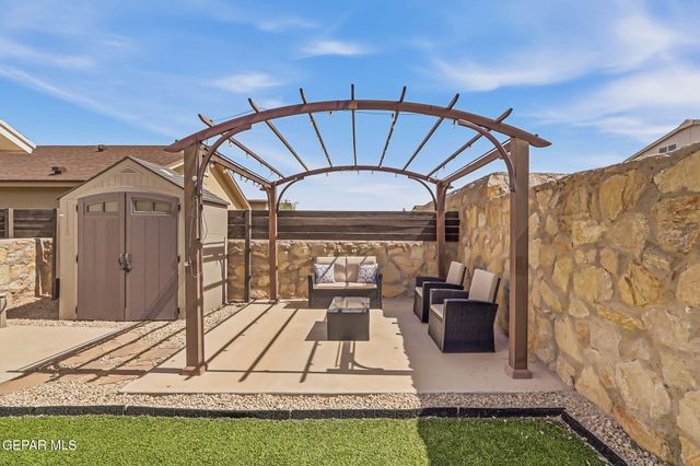4964 JENNIFER CLAIRE Lane, El Paso, TX 79938