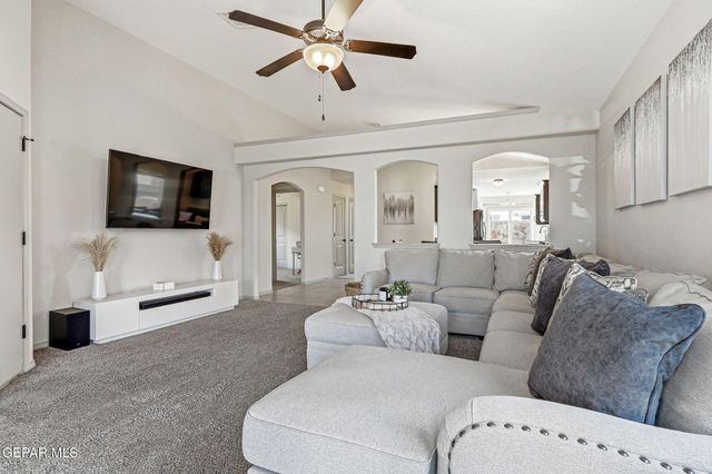 4964 JENNIFER CLAIRE Lane, El Paso, TX 79938