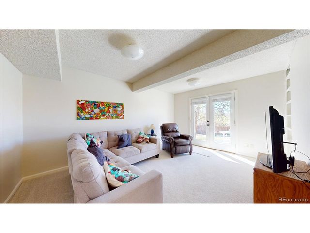 981 Oakwood Dr, Castle Rock, CO 80104