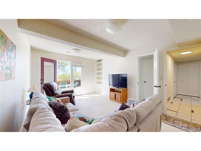 981 Oakwood Dr, Castle Rock, CO 80104