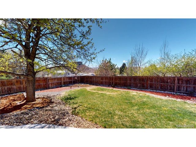 981 Oakwood Dr, Castle Rock, CO 80104