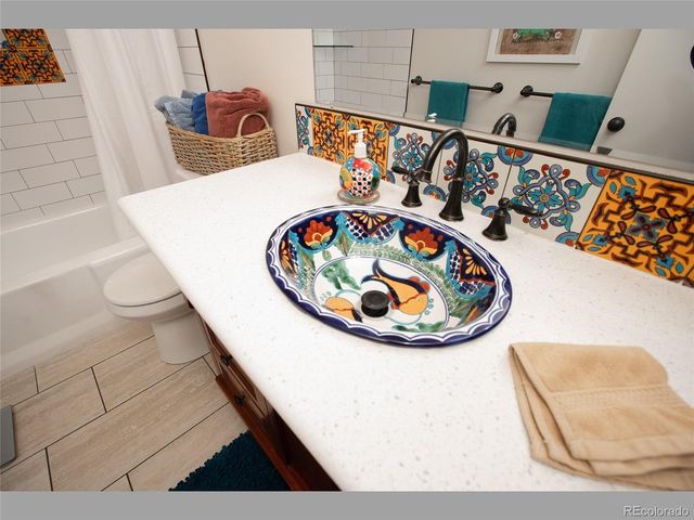 981 Oakwood Dr, Castle Rock, CO 80104