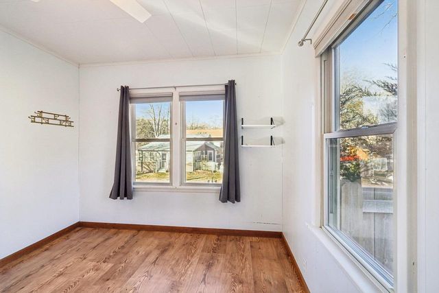 N4564 Warne Avenue, Cambridge, WI 53523