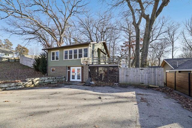 N4564 Warne Avenue, Cambridge, WI 53523