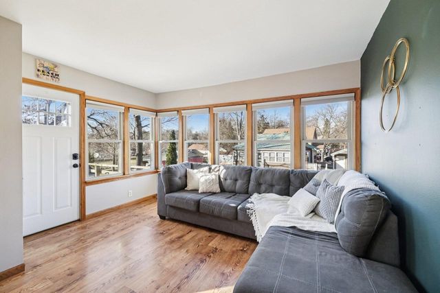 N4564 Warne Avenue, Cambridge, WI 53523