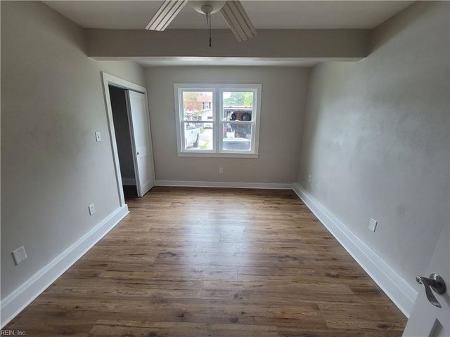 512 W Farmington RD, Virginia Beach, VA 23454