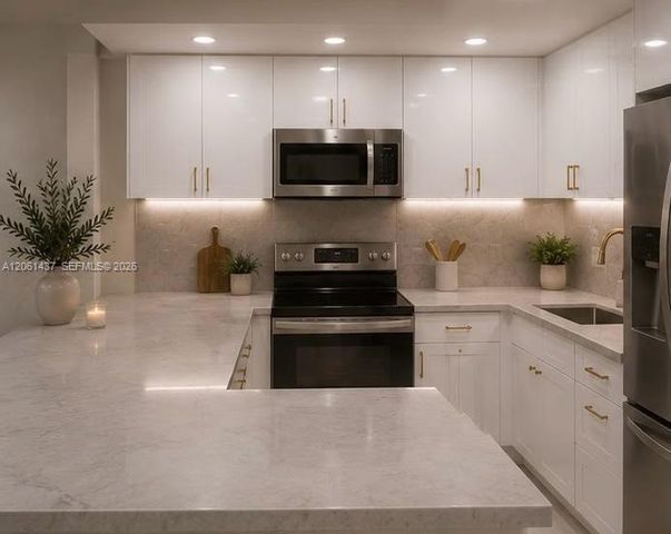 1800 79th St Cswy A107, North Bay Village, FL 33141