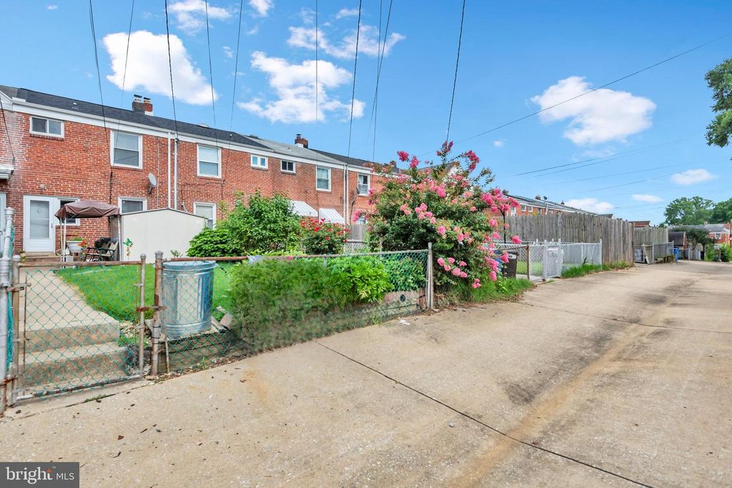 5488 OAKLAND RD, Arbutus, MD 21227
