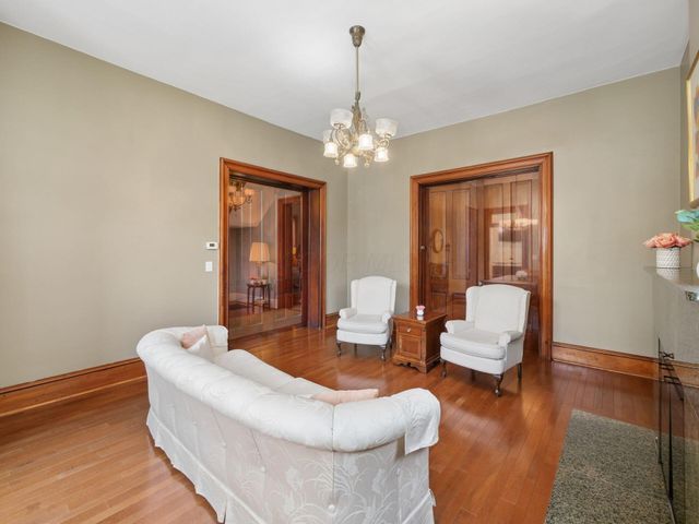 78 W Lincoln Avenue, Delaware, OH 43015