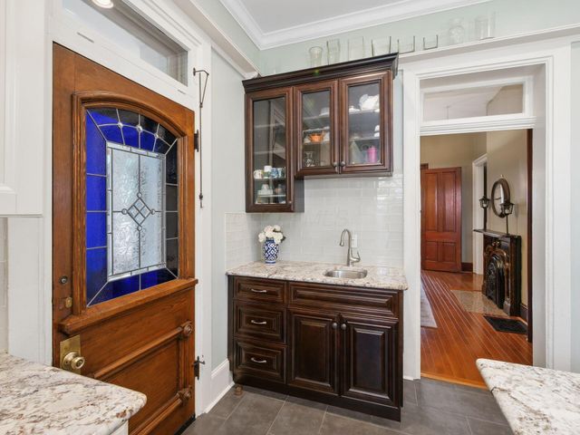 78 W Lincoln Avenue, Delaware, OH 43015