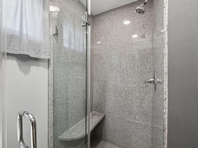 78 W Lincoln Avenue, Delaware, OH 43015