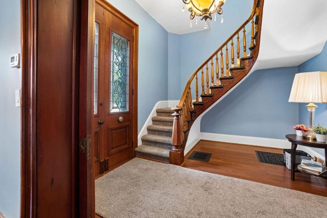 78 W Lincoln Avenue, Delaware, OH 43015