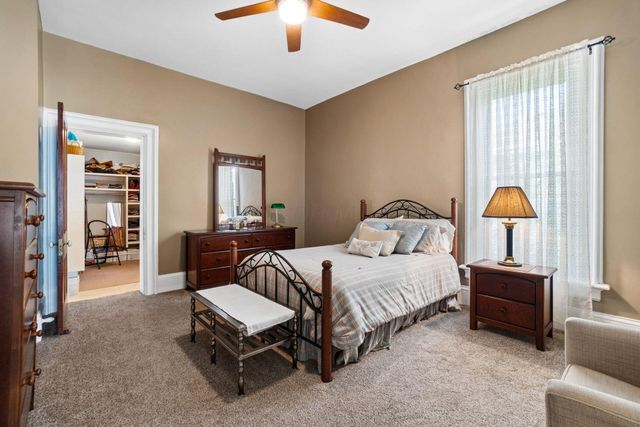 78 W Lincoln Avenue, Delaware, OH 43015