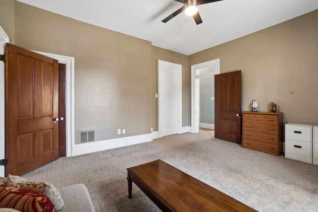 78 W Lincoln Avenue, Delaware, OH 43015