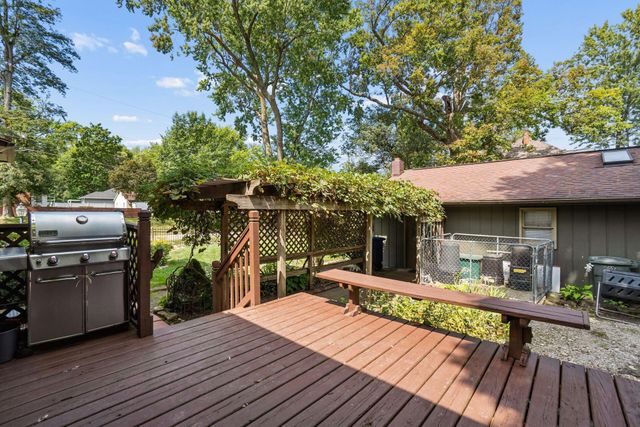 78 W Lincoln Avenue, Delaware, OH 43015