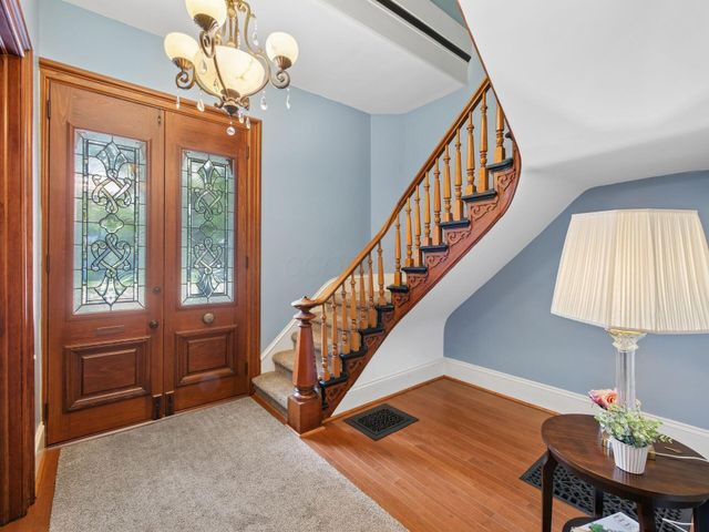 78 W Lincoln Avenue, Delaware, OH 43015