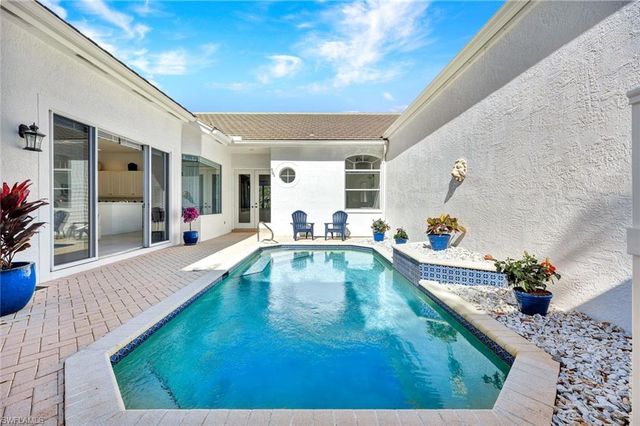 25411 Alicante DR, Bonita Springs, FL 34134