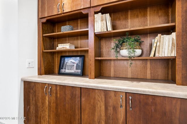 1128 S Alpine Circle, Green Valley, AZ 85614