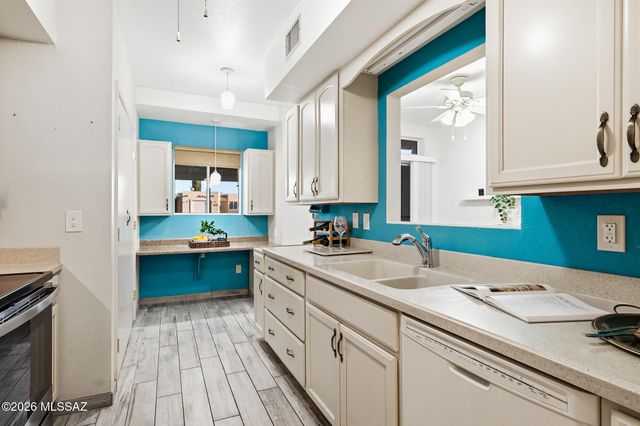 1128 S Alpine Circle, Green Valley, AZ 85614