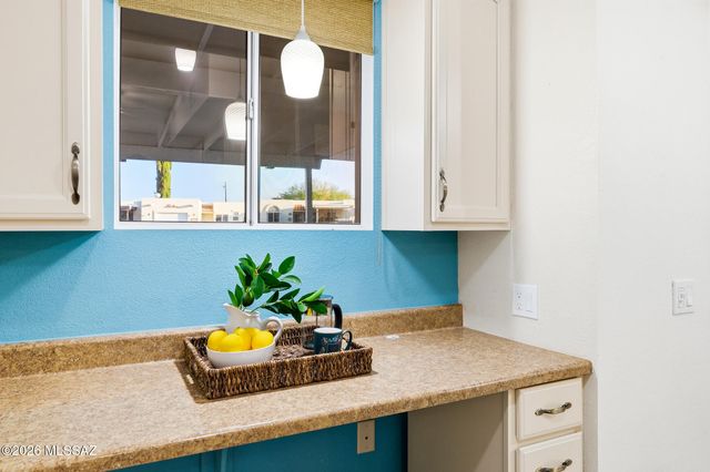 1128 S Alpine Circle, Green Valley, AZ 85614