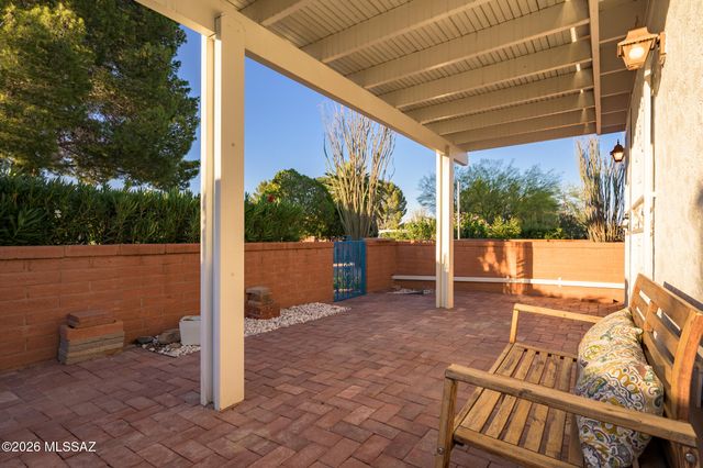 1128 S Alpine Circle, Green Valley, AZ 85614