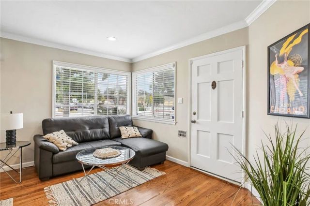2905 Magnolia, Long Beach, CA 90806