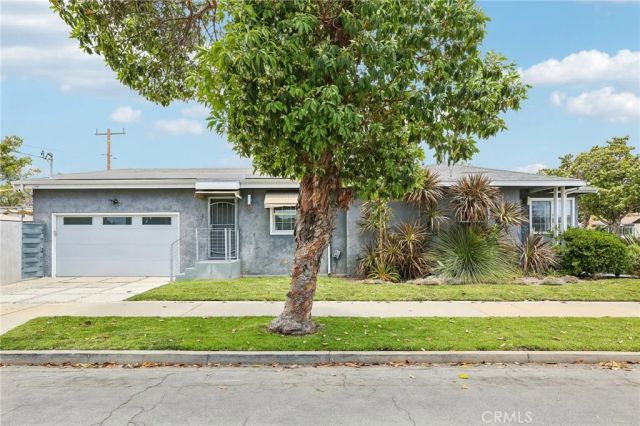 2905 Magnolia, Long Beach, CA 90806