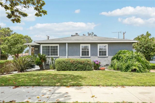 2905 Magnolia, Long Beach, CA 90806