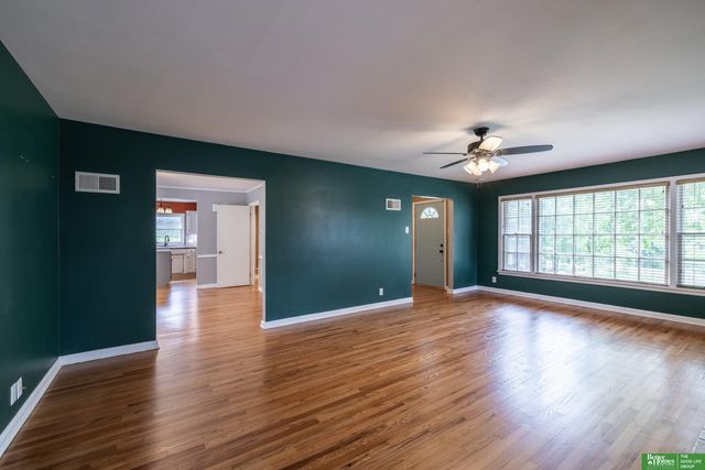 379 Kenmore Avenue, Council Bluffs, IA 51503