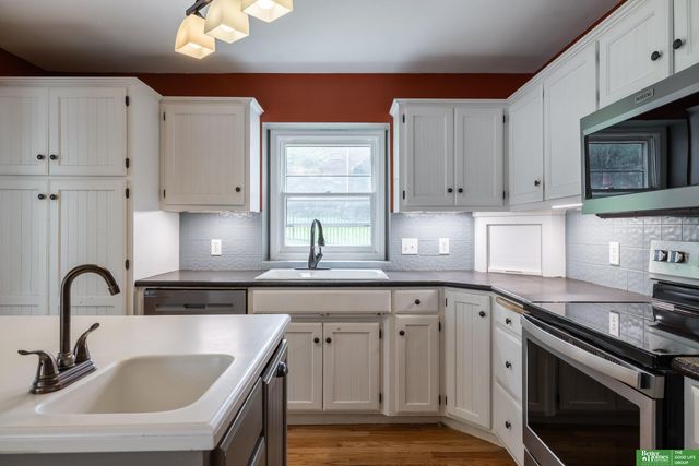 379 Kenmore Avenue, Council Bluffs, IA 51503