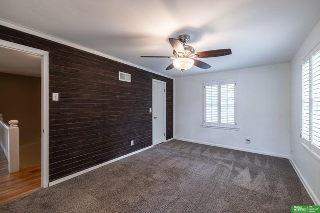 379 Kenmore Avenue, Council Bluffs, IA 51503