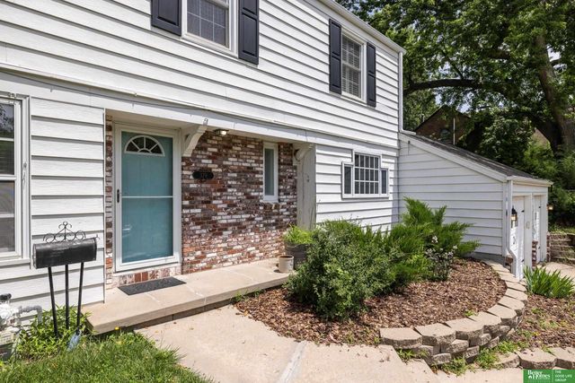 379 Kenmore Avenue, Council Bluffs, IA 51503
