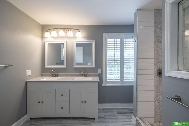 379 Kenmore Avenue, Council Bluffs, IA 51503